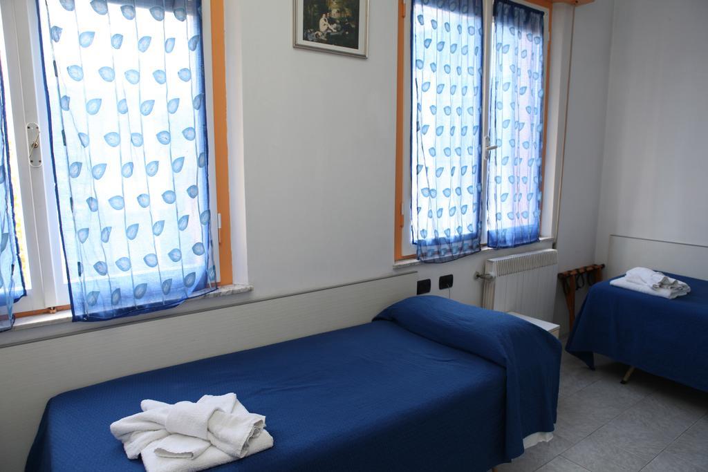 Hotel Saxon Rimini Pokój zdjęcie