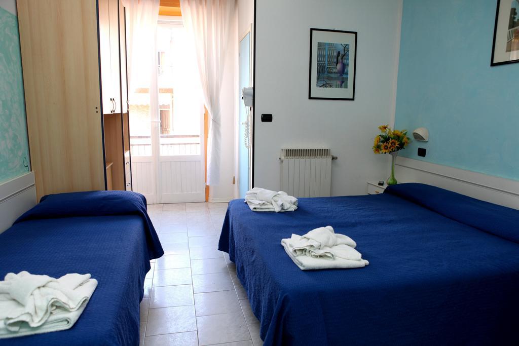 Hotel Saxon Rimini Pokój zdjęcie