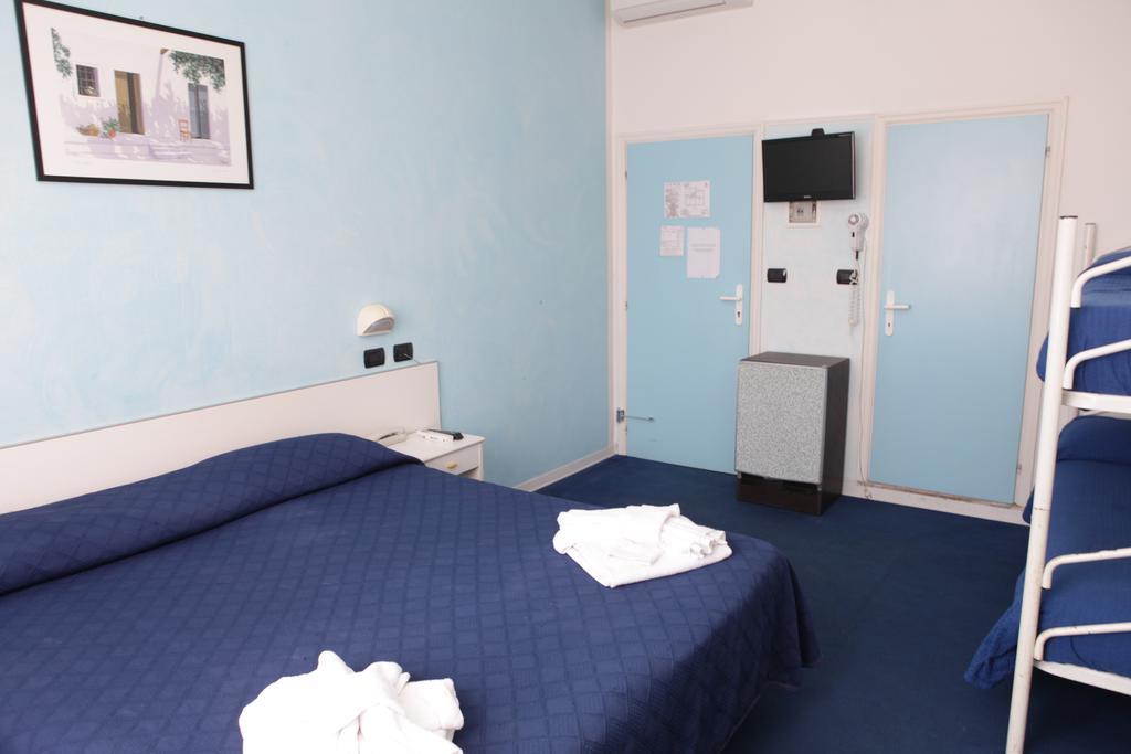 Hotel Saxon Rimini Pokój zdjęcie