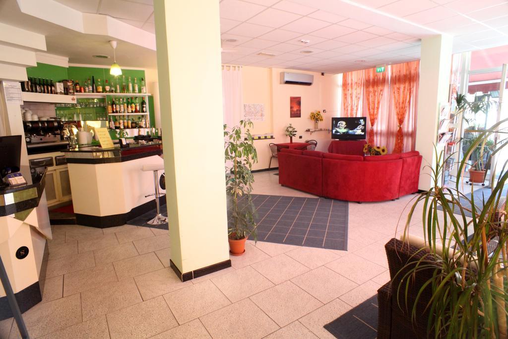 Hotel Saxon Rimini Zewnętrze zdjęcie
